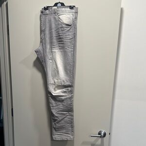 Gray Skinny Jeans with Modern Shimmer